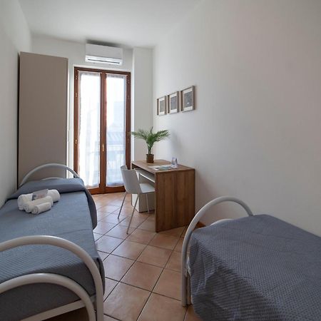 Apartmán La Casa Dei Carta-New & Chic Lovere Exteriér fotografie