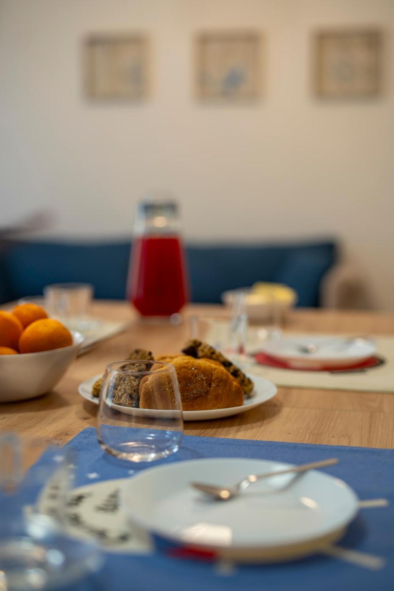 Apartmán La Casa Dei Carta-New & Chic Lovere Exteriér fotografie
