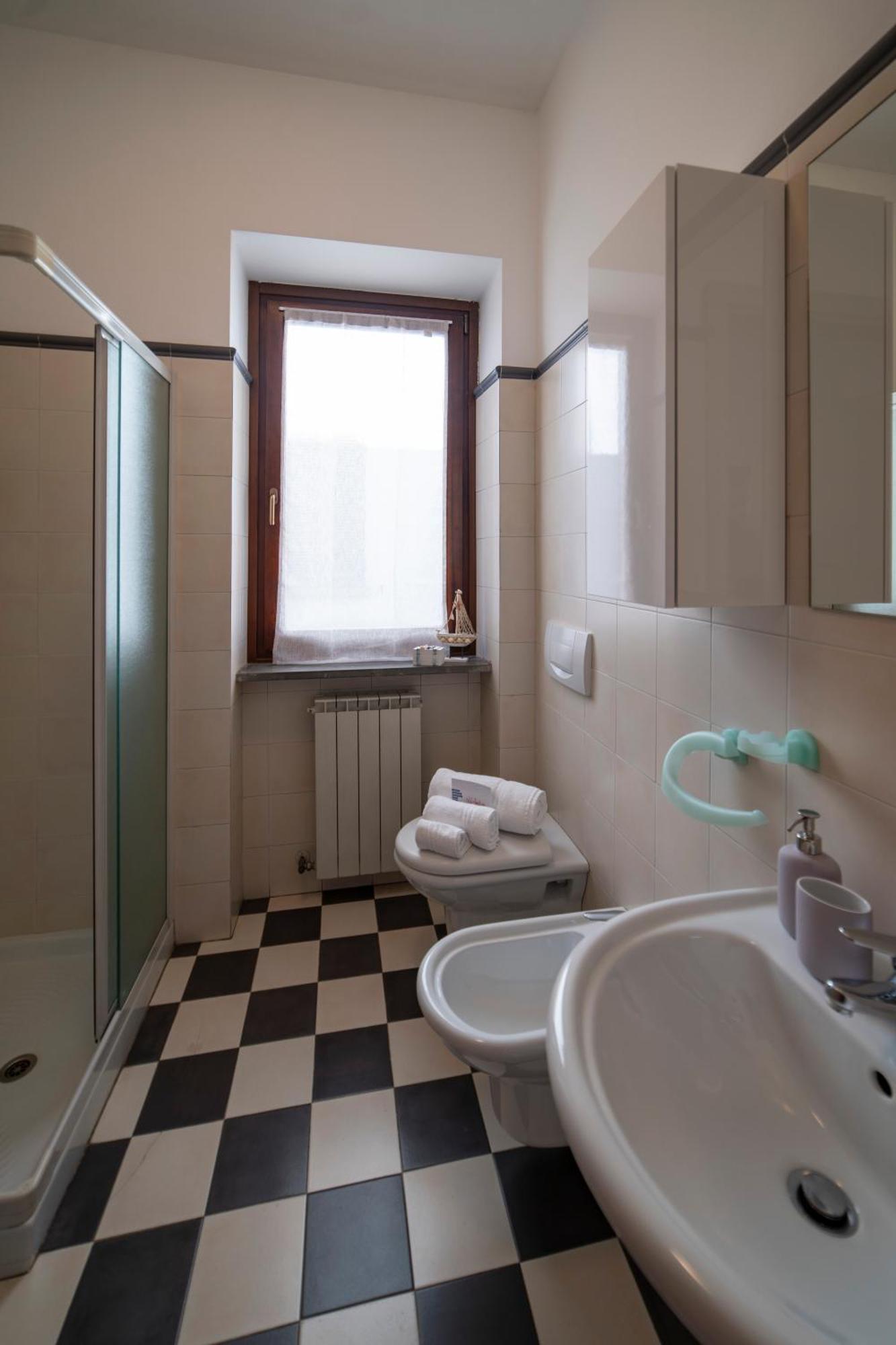 Apartmán La Casa Dei Carta-New & Chic Lovere Exteriér fotografie