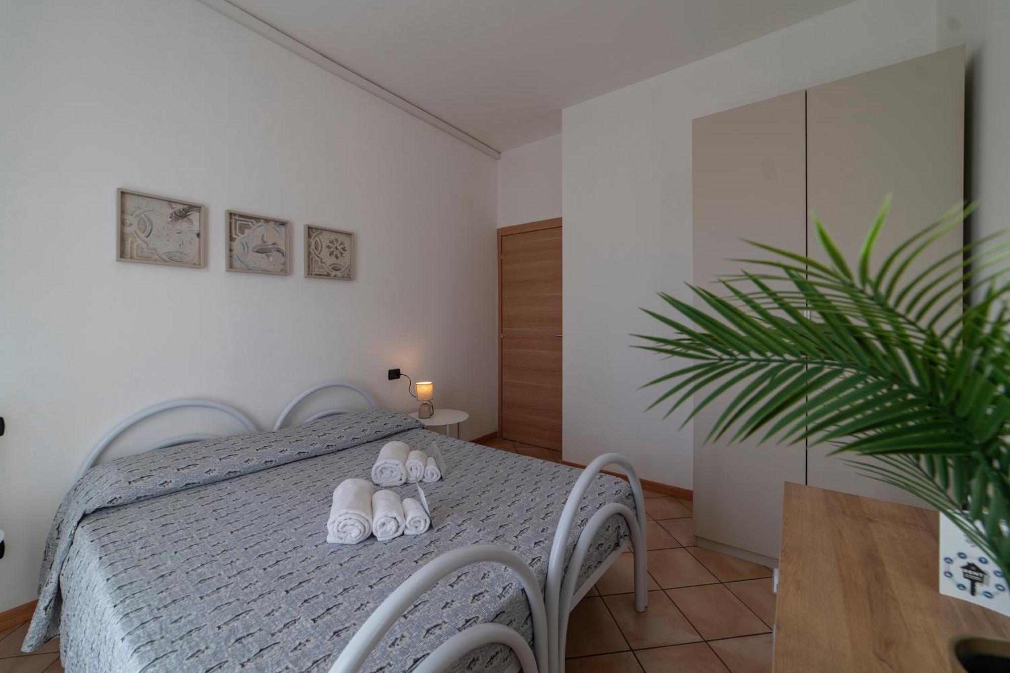 Apartmán La Casa Dei Carta-New & Chic Lovere Exteriér fotografie